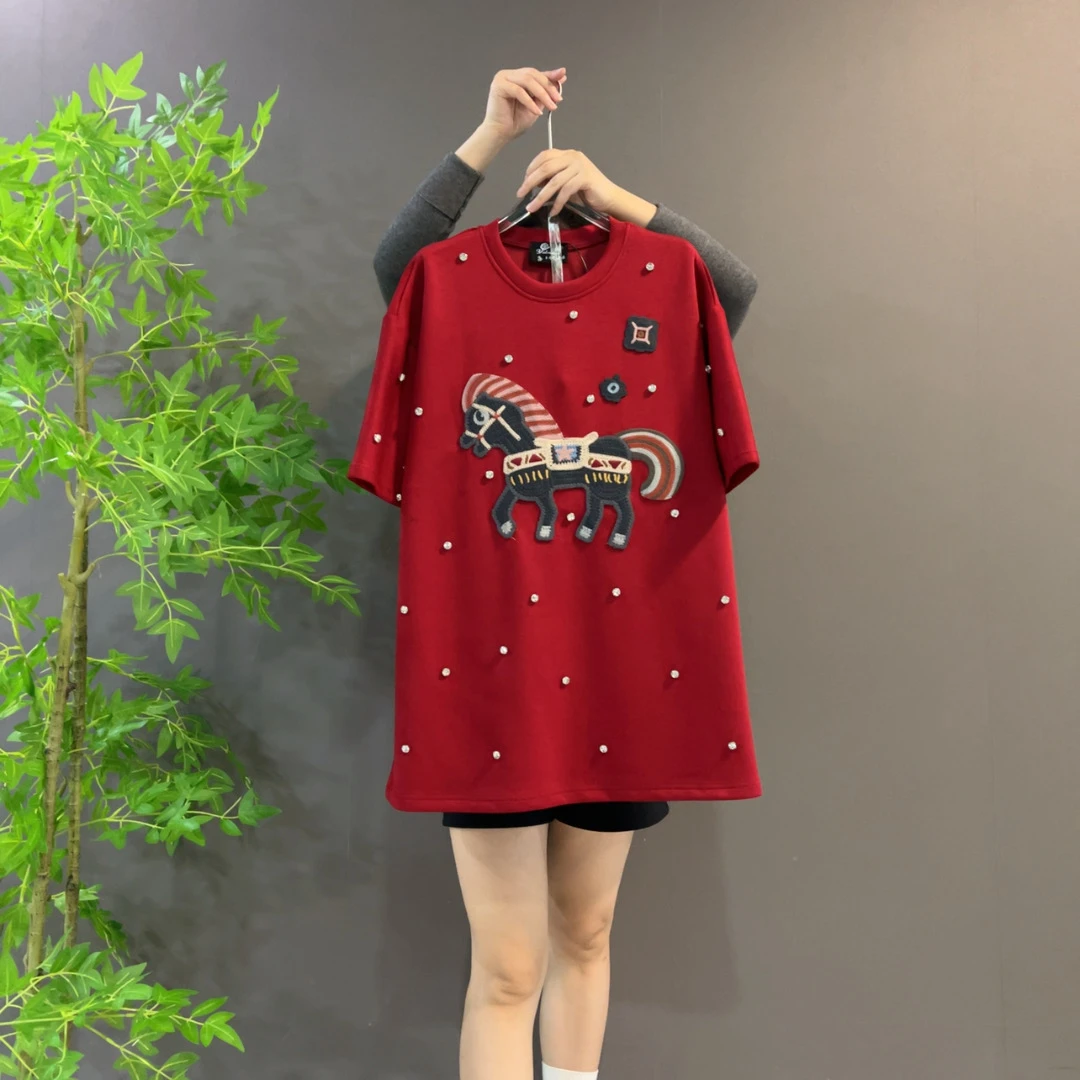 欧货微胖宽松减龄镶钻贴布小马大码T恤红色个性时尚短袖百搭85305