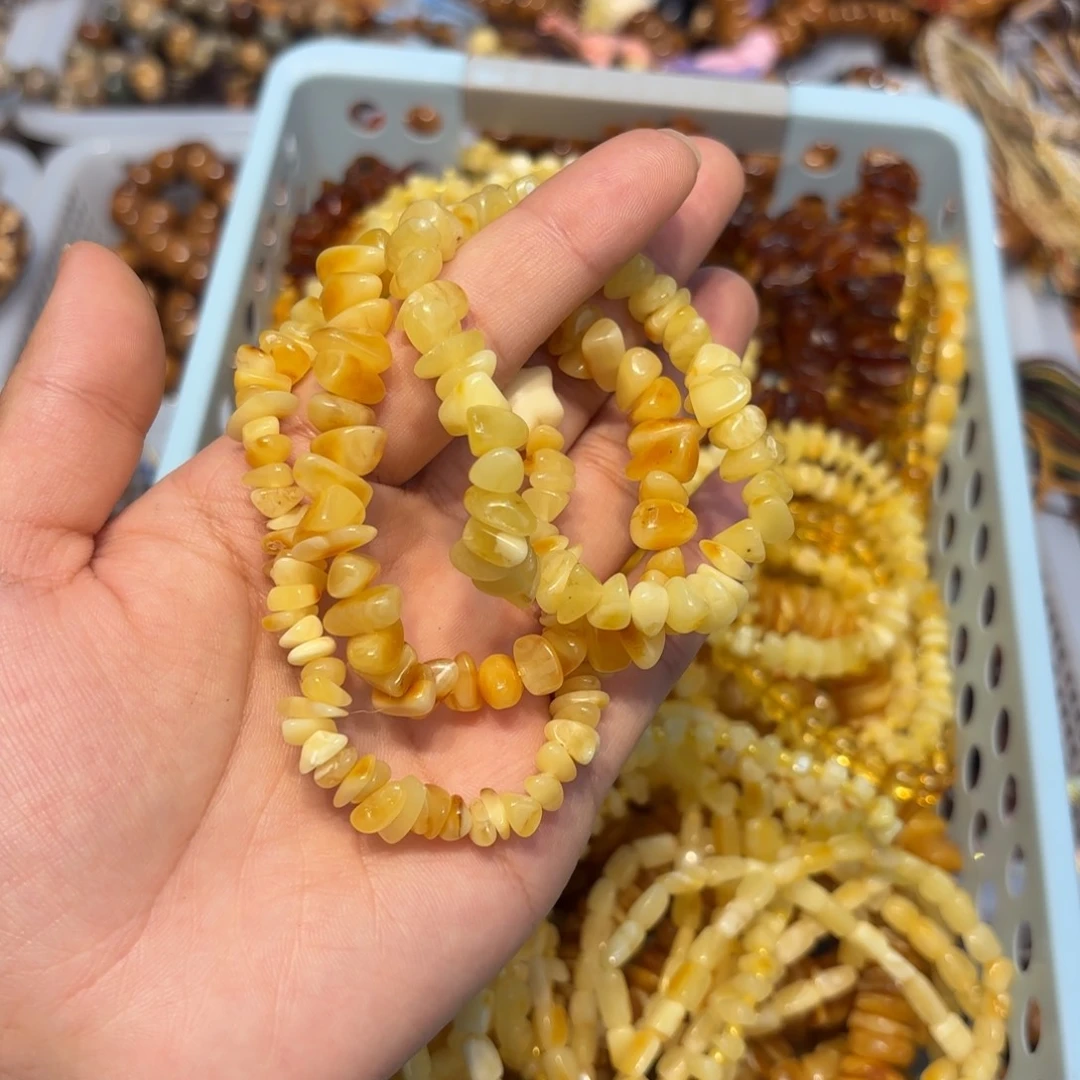 琥珀未镶嵌颈饰蜜蜡随形手串