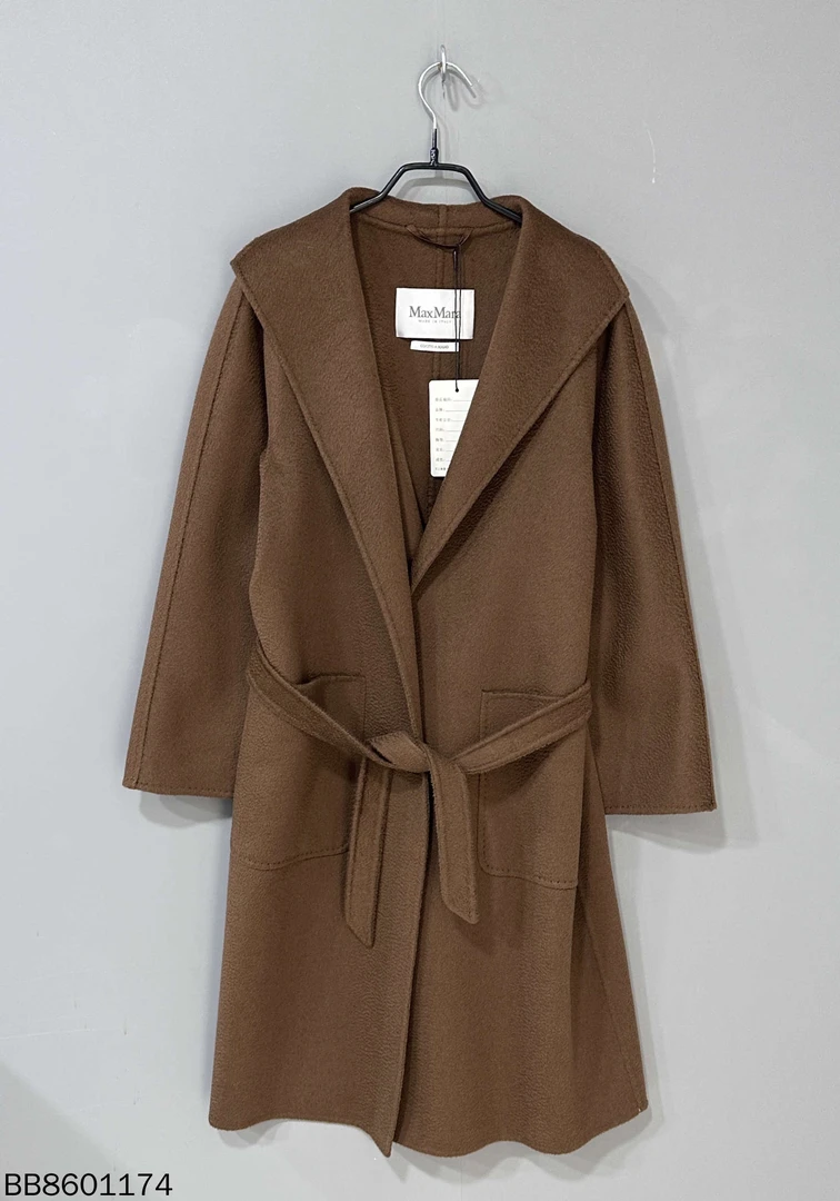 99新 MaxMara lilia 棕色山羊绒大衣/36码/01174
