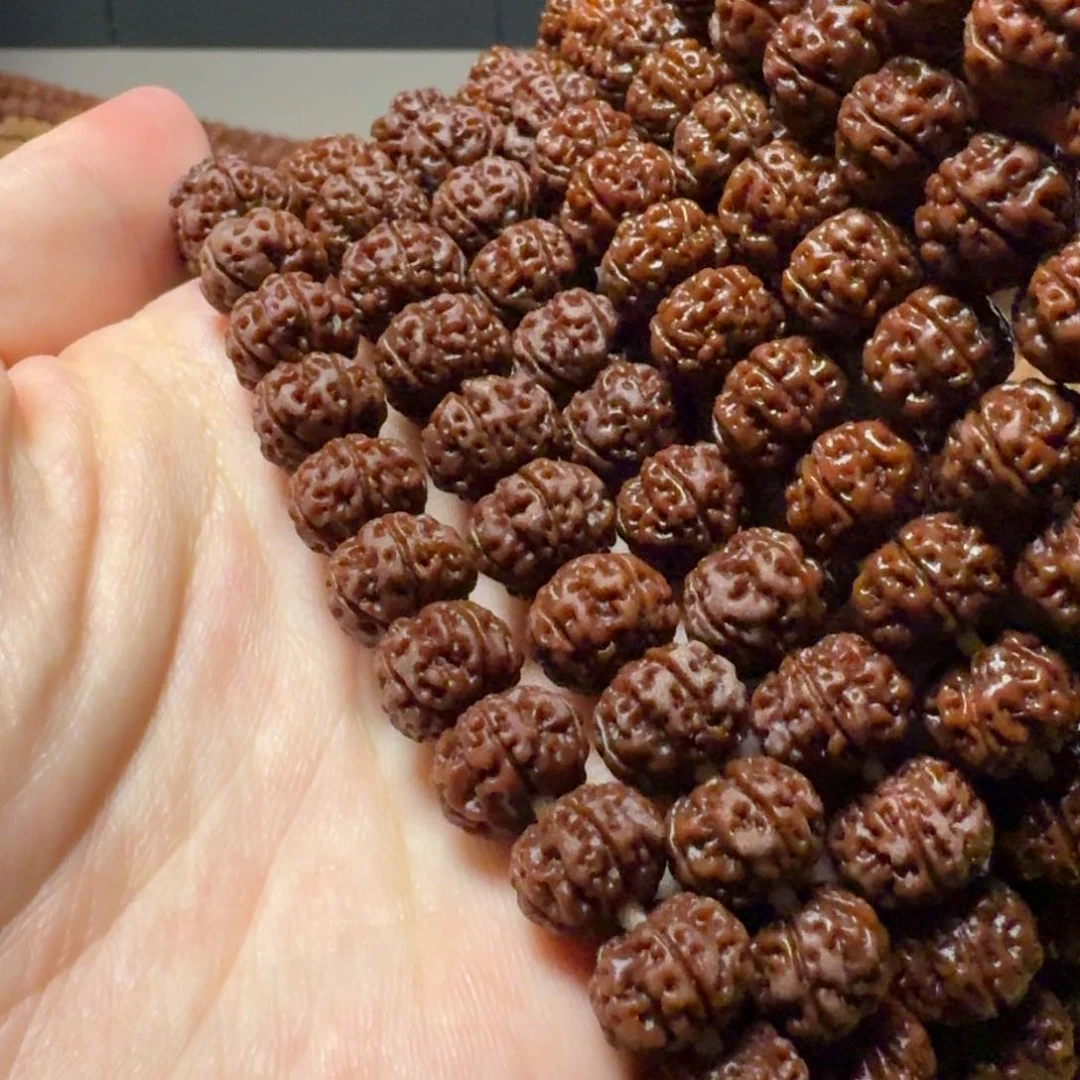 金刚菩提吊坠凹底梅花手持