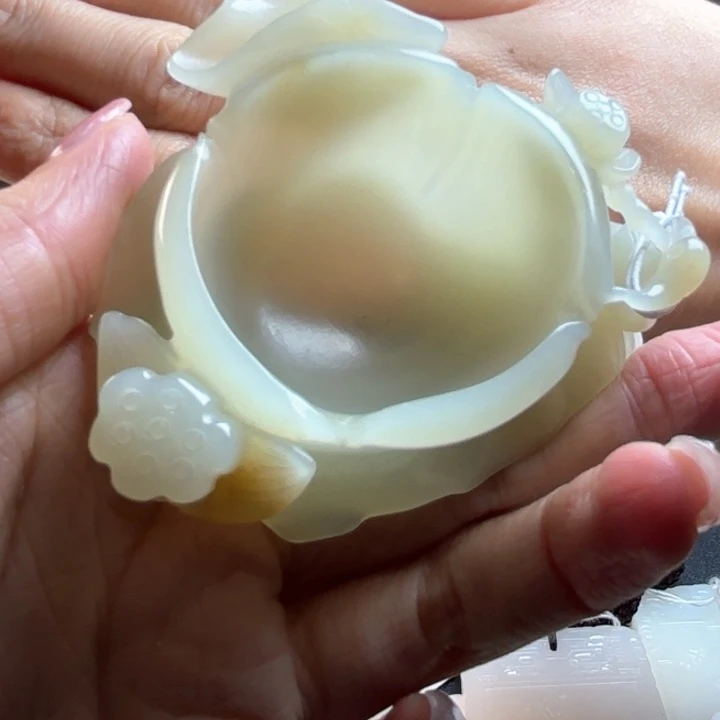 和田玉挂件未镶嵌世*