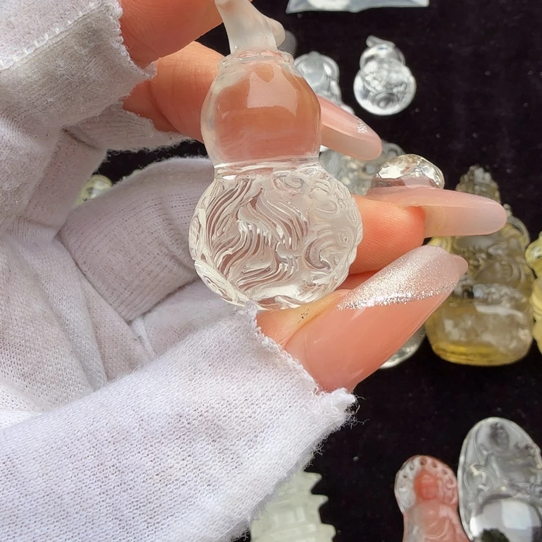 未镶嵌水晶大型摆件（非配饰）可**?