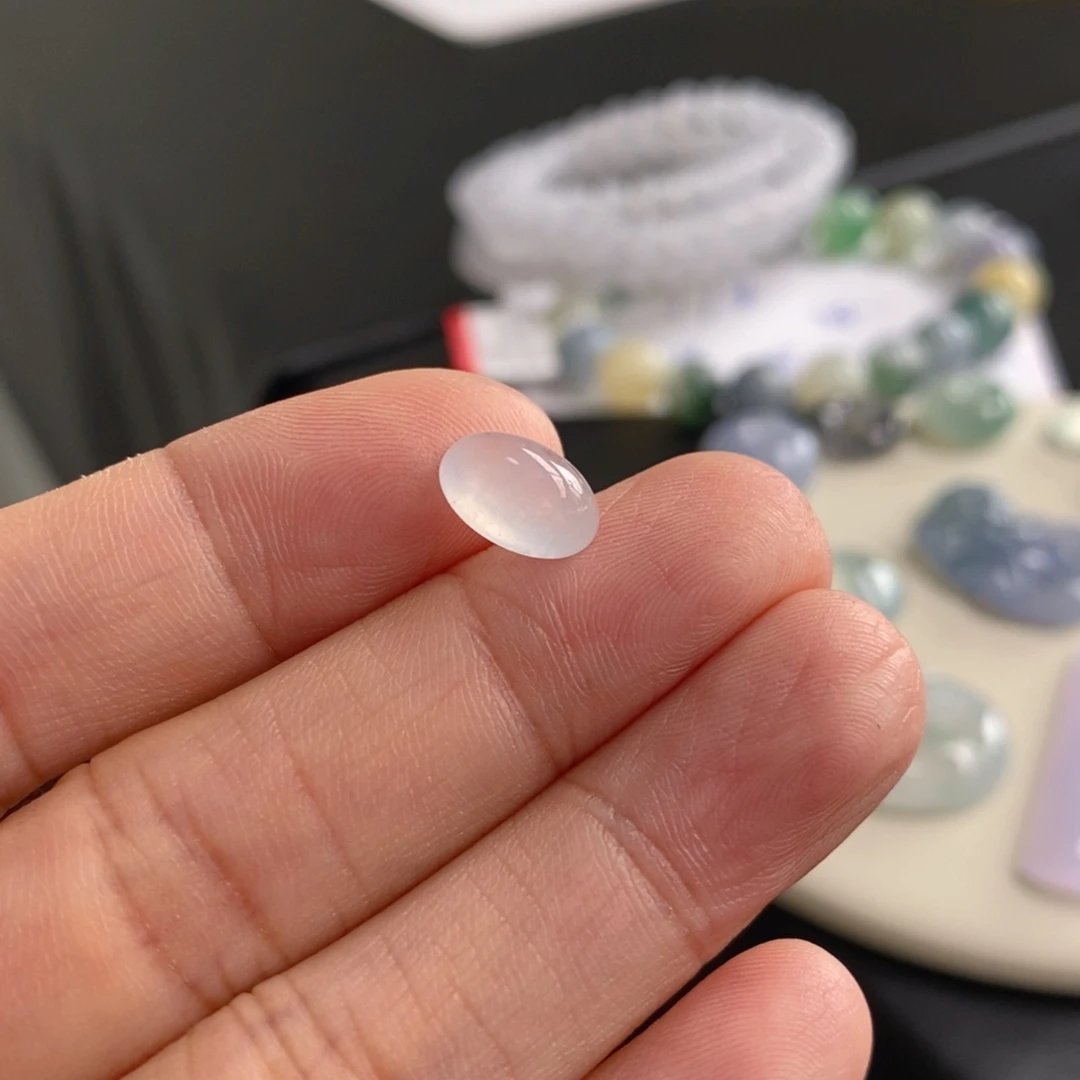 翡翠未镶嵌手链蛋面