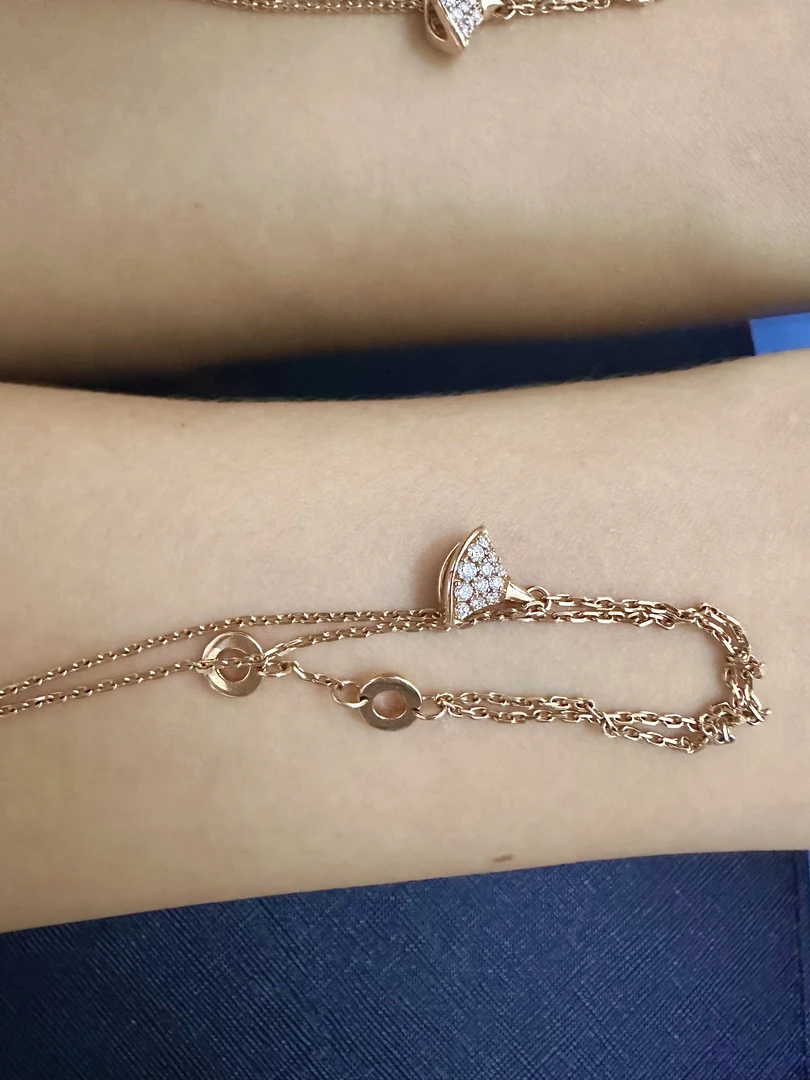 18 K金钻石手链小裙子