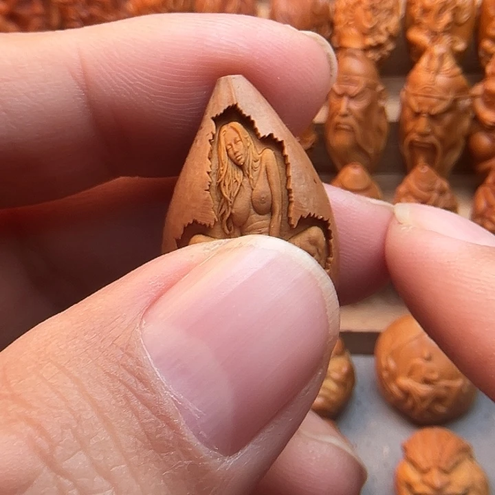 橄榄核吊坠20出入平安