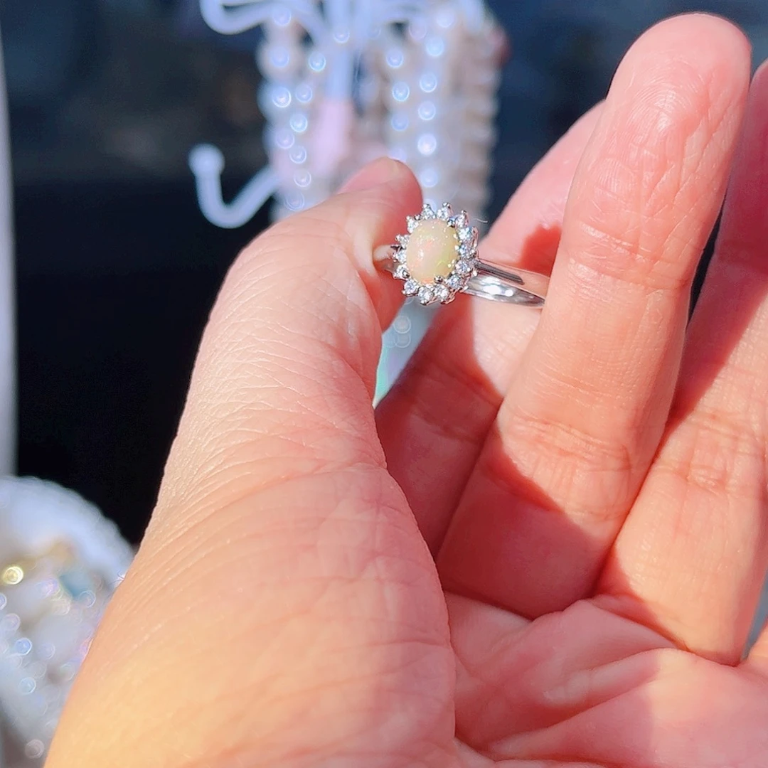 祖母绿戒指未镶嵌