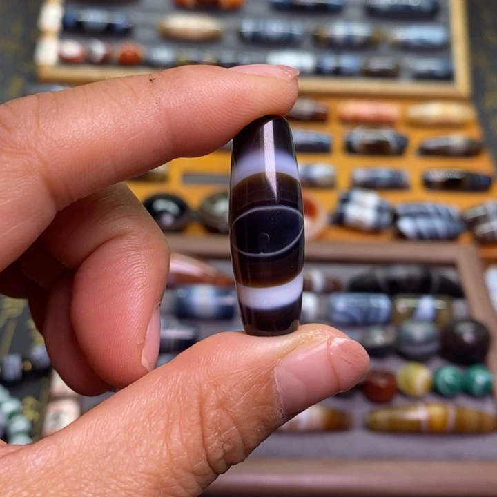 未镶嵌玛瑙/玉髓珠宝半成品M****-