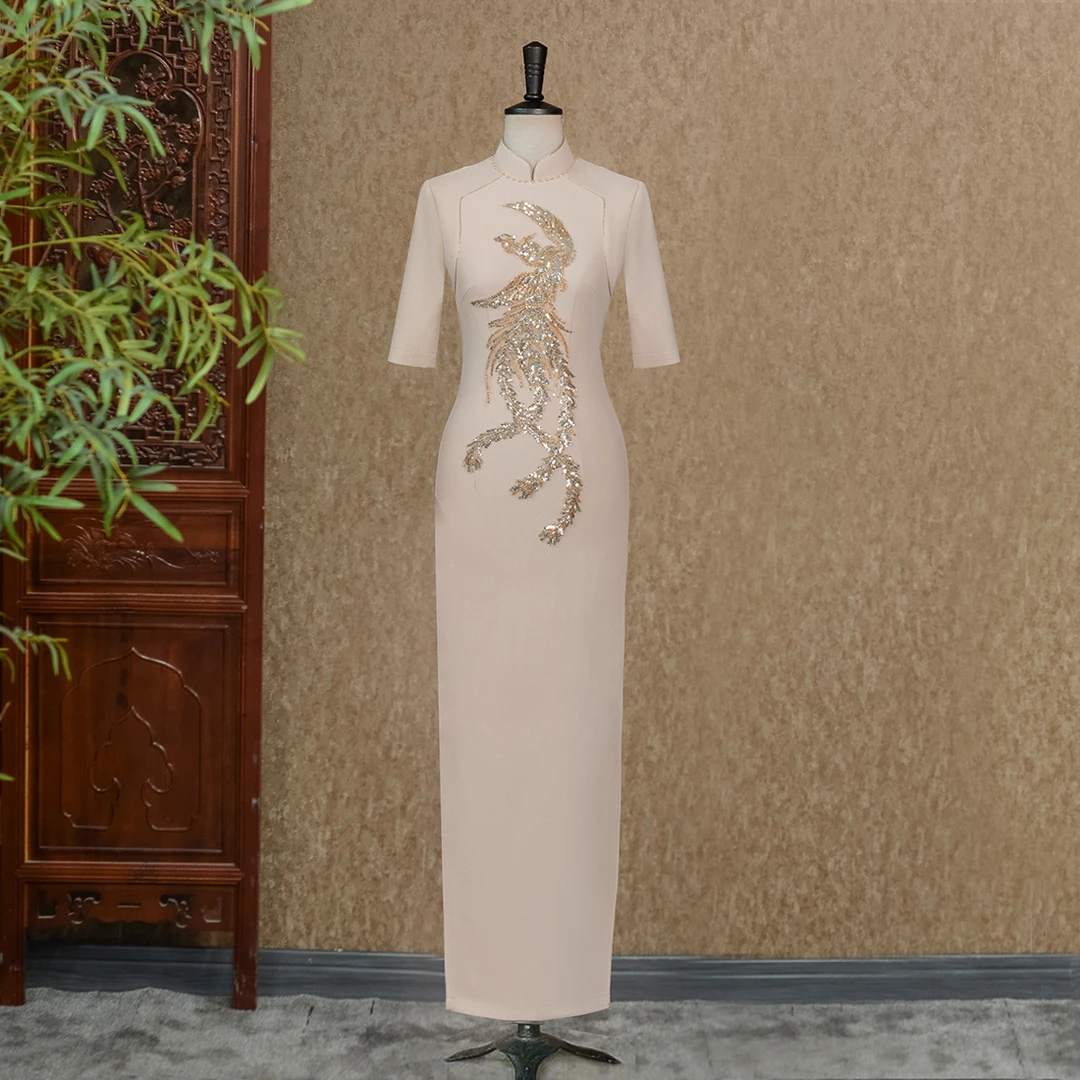 银翎金羽-（隆佳秀走秀旗袍112035）