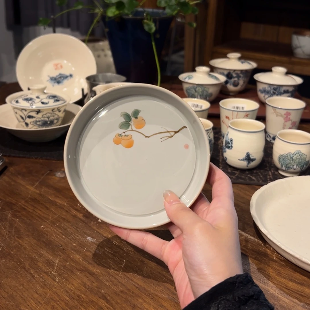 陶瓷。       陶瓷。