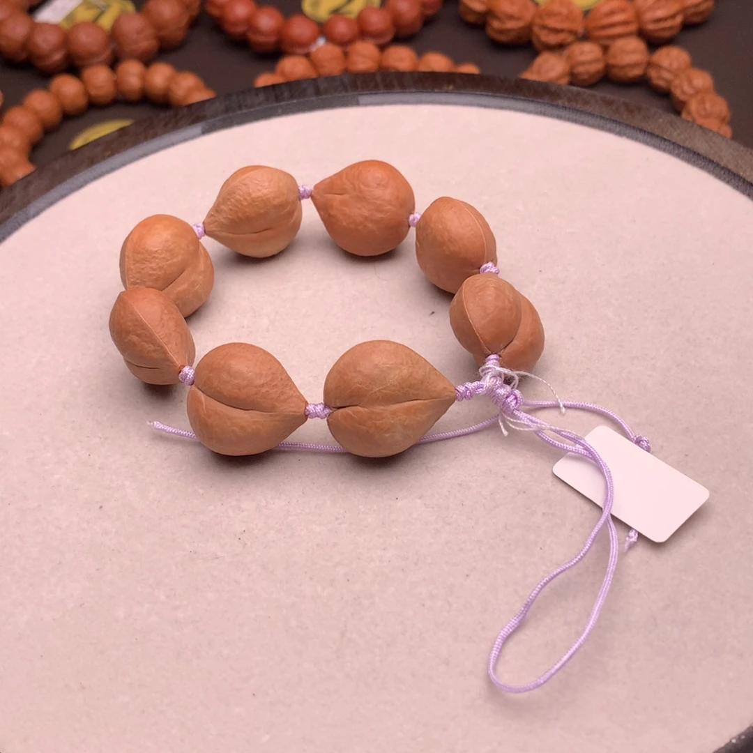 文玩核桃手串屁桃