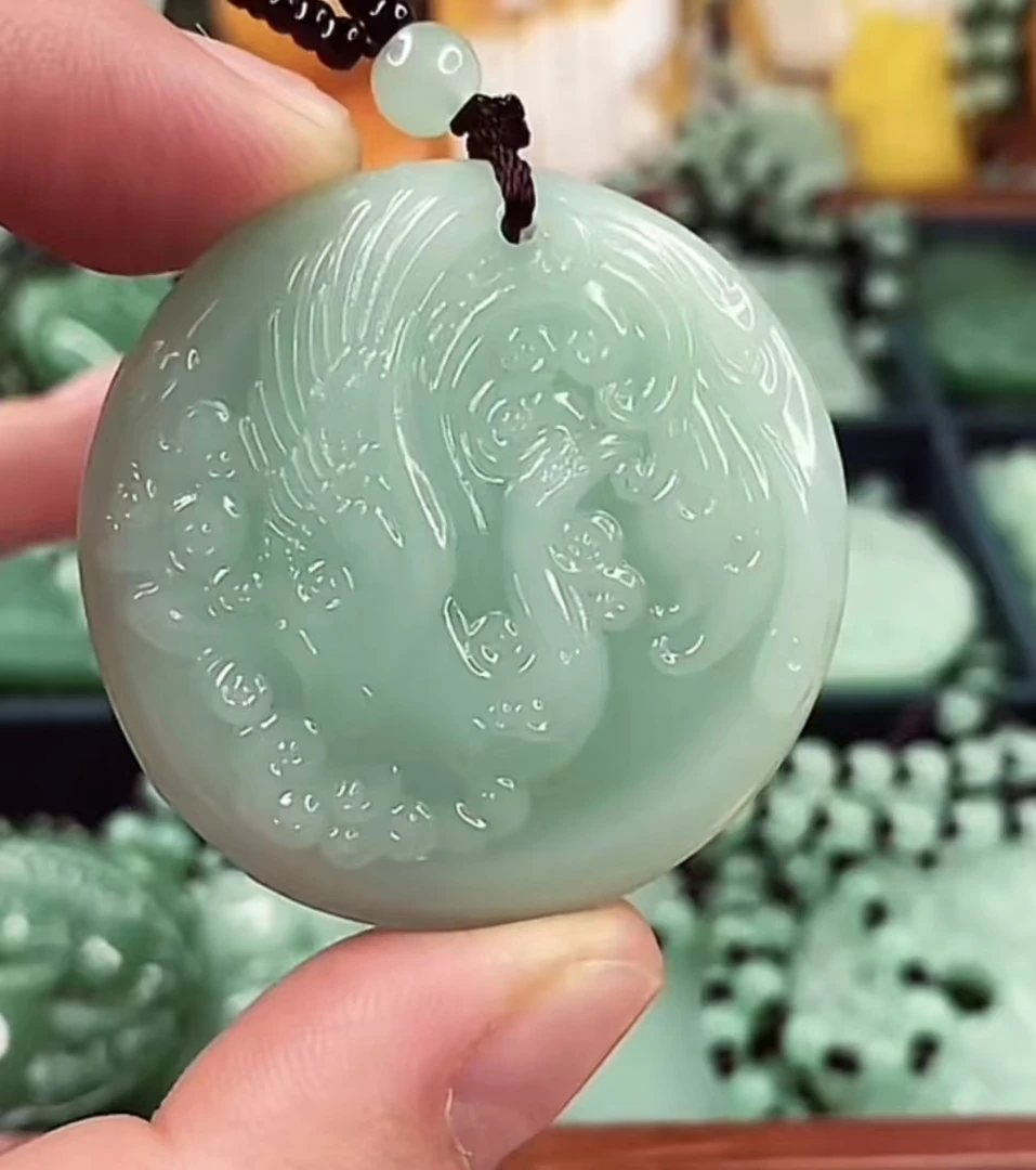 1.浅绿双面龙凤牌经典百搭男女同款吊坠