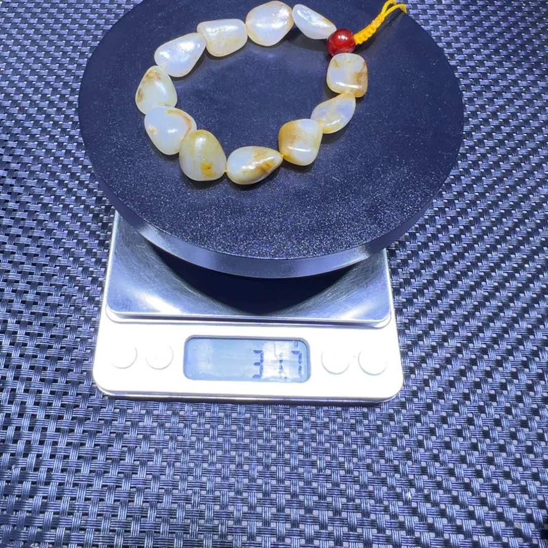 吊坠(不含链)未镶嵌和田玉（子料）31