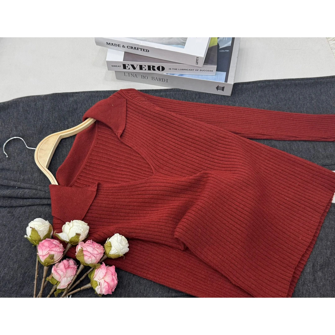 【红色V领长袖】气质款V领红色银丝针织长袖QC2443