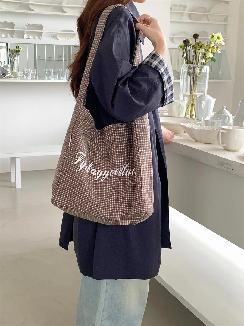 韩国早秋新款大容量呢子格子包潮流休闲洋气简约女士单肩托特包