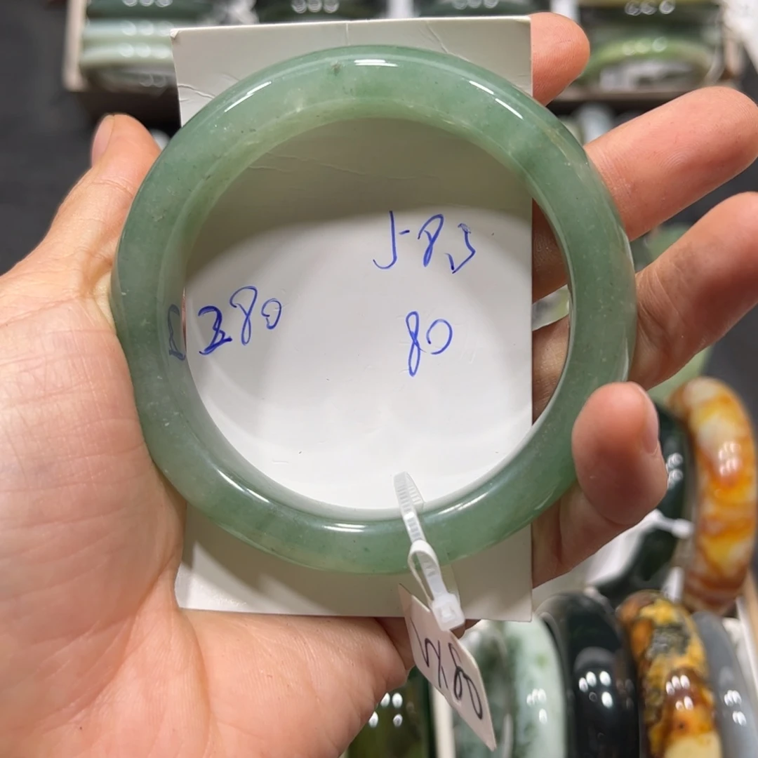 云***清东陵石未镶嵌手镯