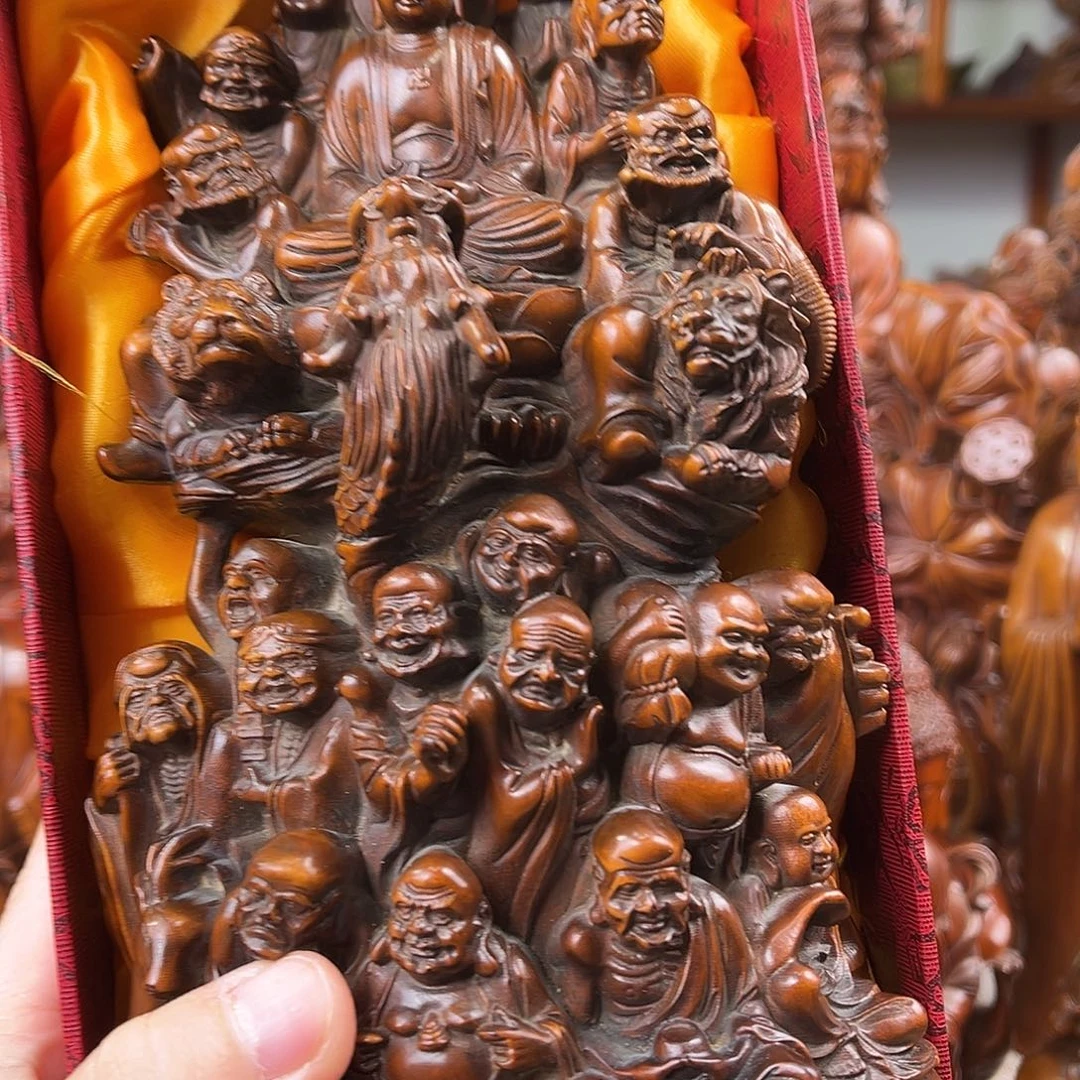 黄杨木黄杨木雕刻高度20厘米宽度12厘米厚度7.5厘米