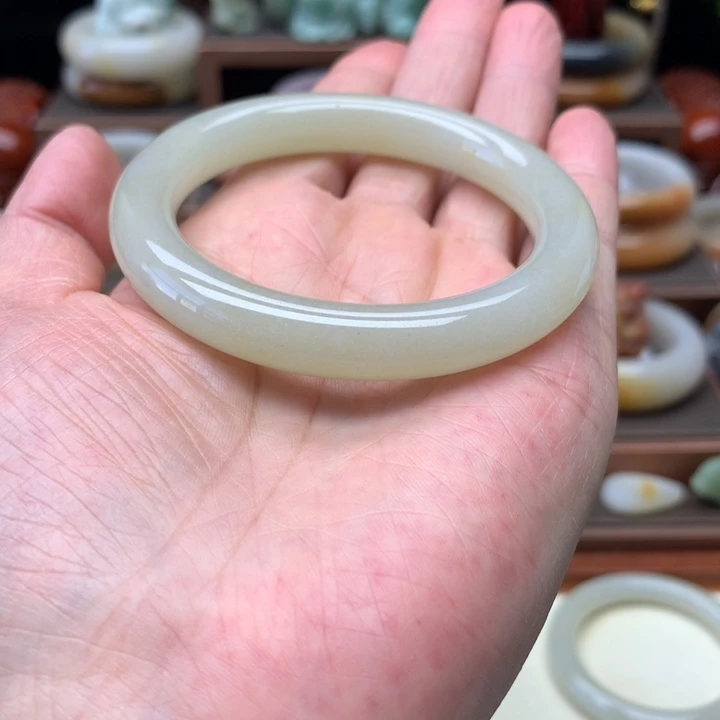 罗***云查罗石合金手镯手镯