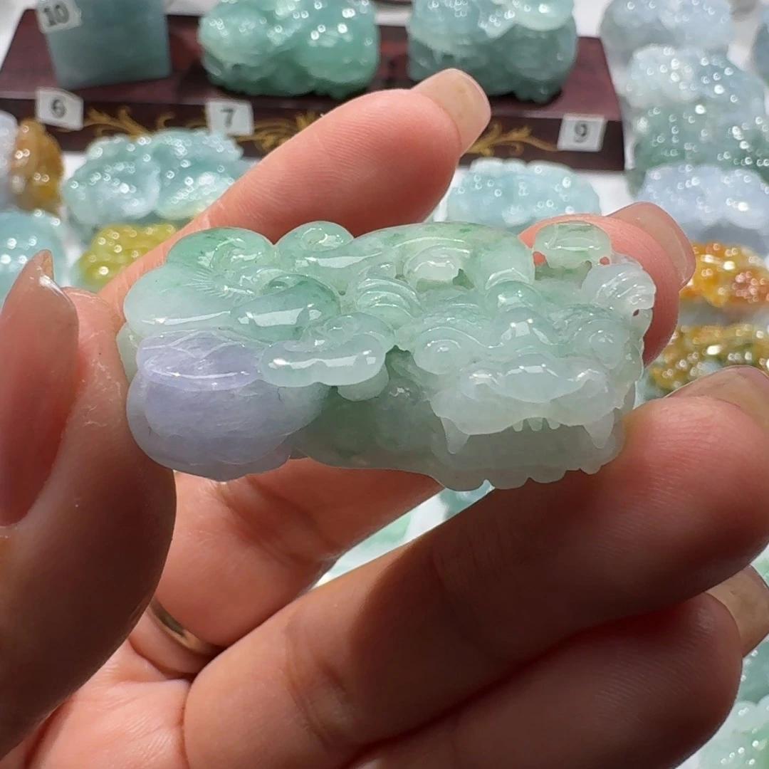 定制翡翠未镶嵌一**心貔貅