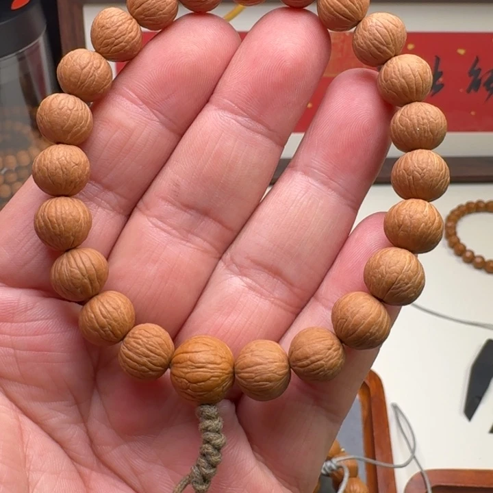 睿***7猴头核桃手串小羽神