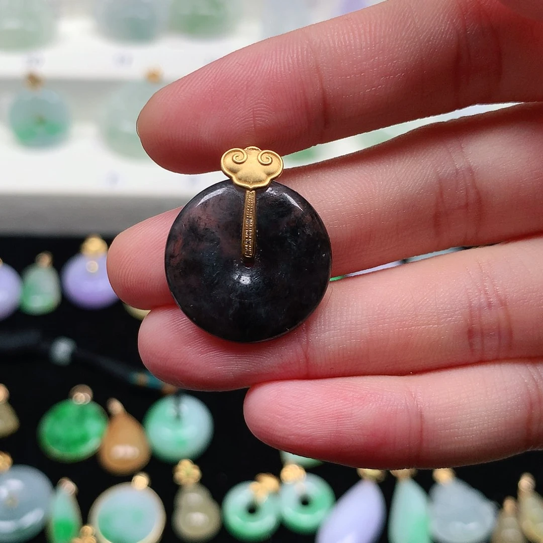 颈饰18K金镶嵌翡翠翡翠吊坠