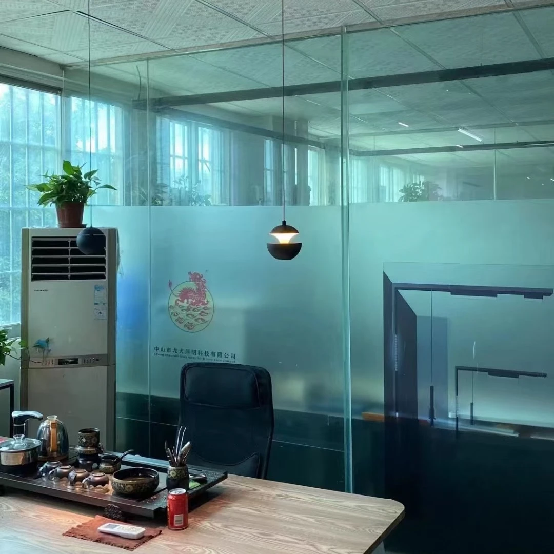 北欧简约酒店别墅吧台餐厅床头吊灯设计师创意铝材苹果装饰吊灯