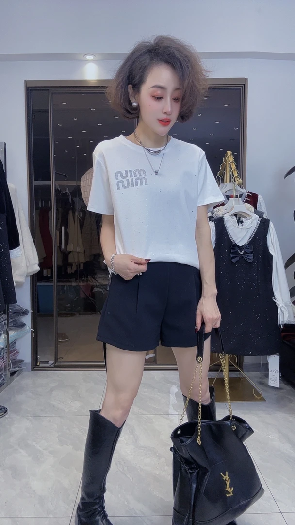 【苏苏精选】Q26091 新年款时尚潮流休闲百搭Buling building短袖T