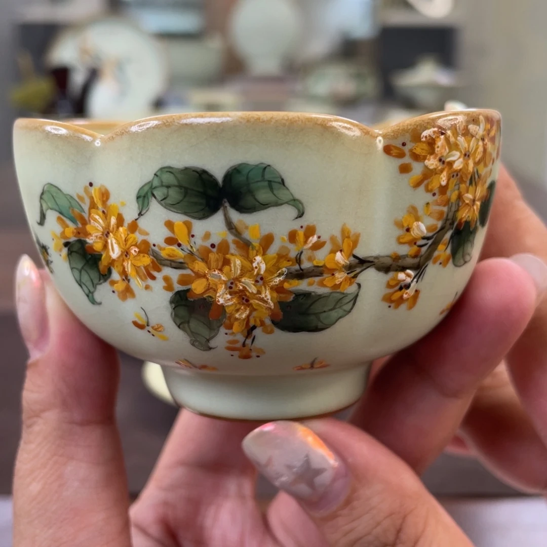 周泽堂。  余秀华。 桂花