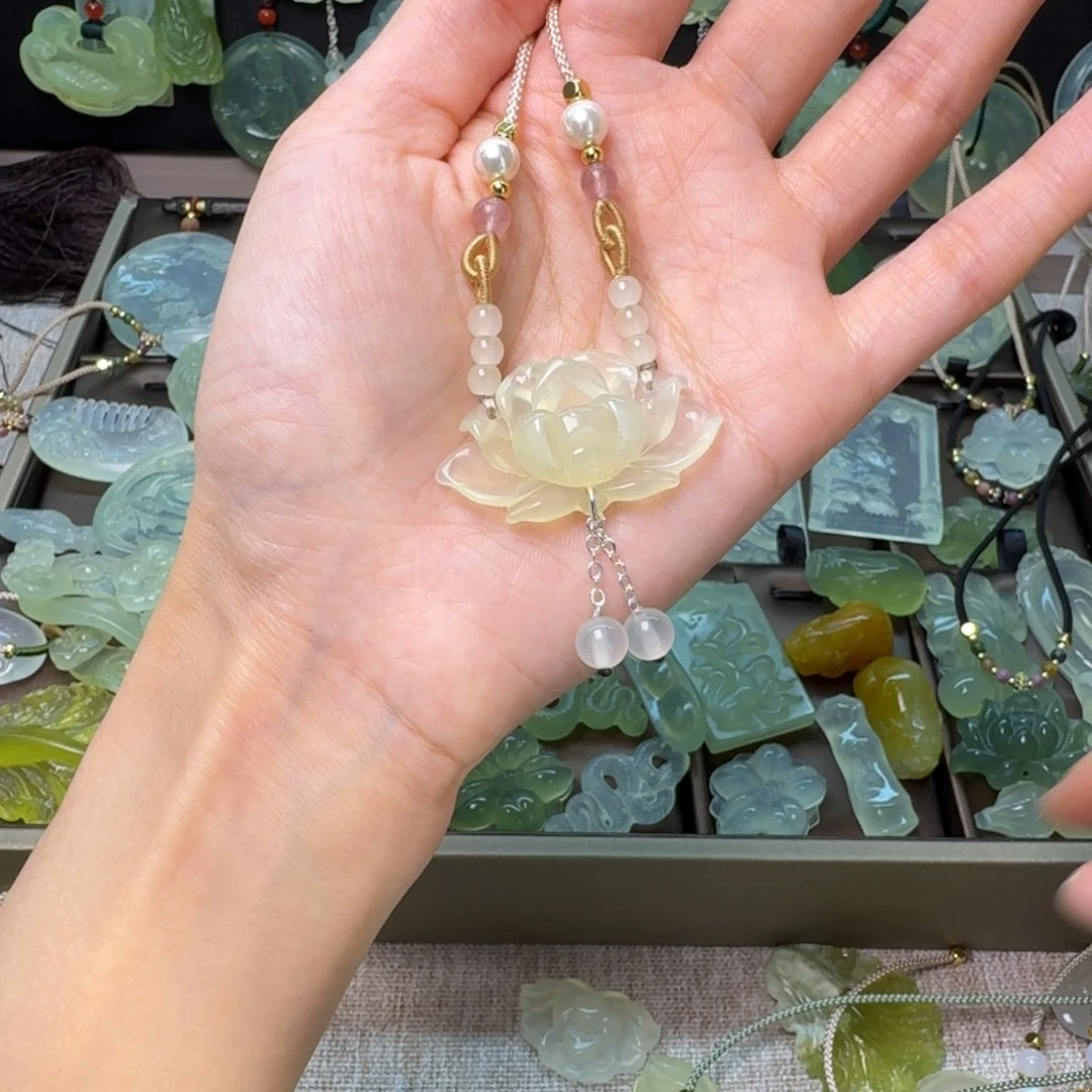 蛇纹石玉项链未镶嵌