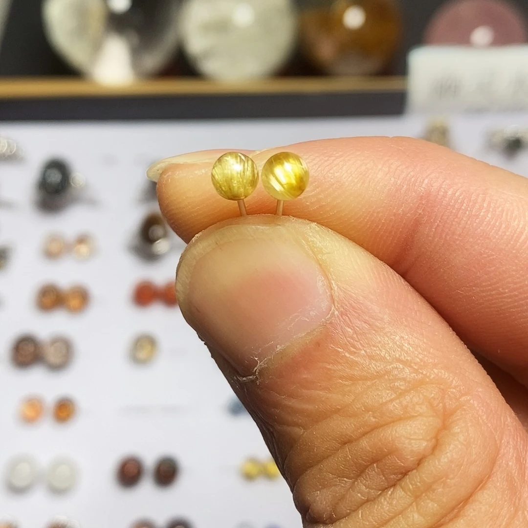 水晶耳钉银S925镶嵌发*窝钛晶耳钉4.6mm