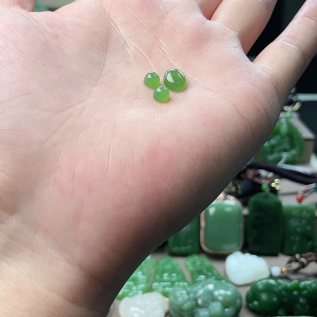 和田玉（碧玉）颈饰未镶嵌爱**久