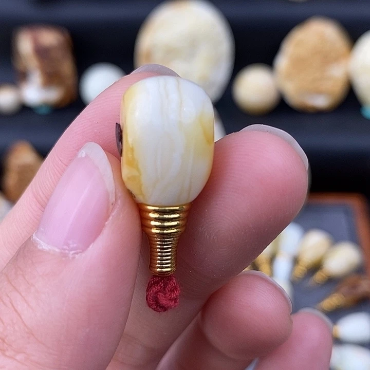 琥珀未镶嵌裸石11三通c768