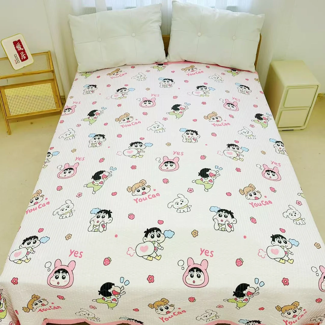 【单人床盖】150*200快乐小新四季水洗棉印花防滑加密绗缝±5