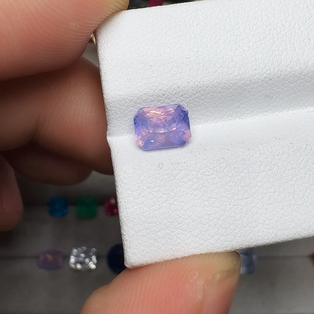 彩色蓝宝石裸石1.7ct无烧梦幻色紫蓝宝