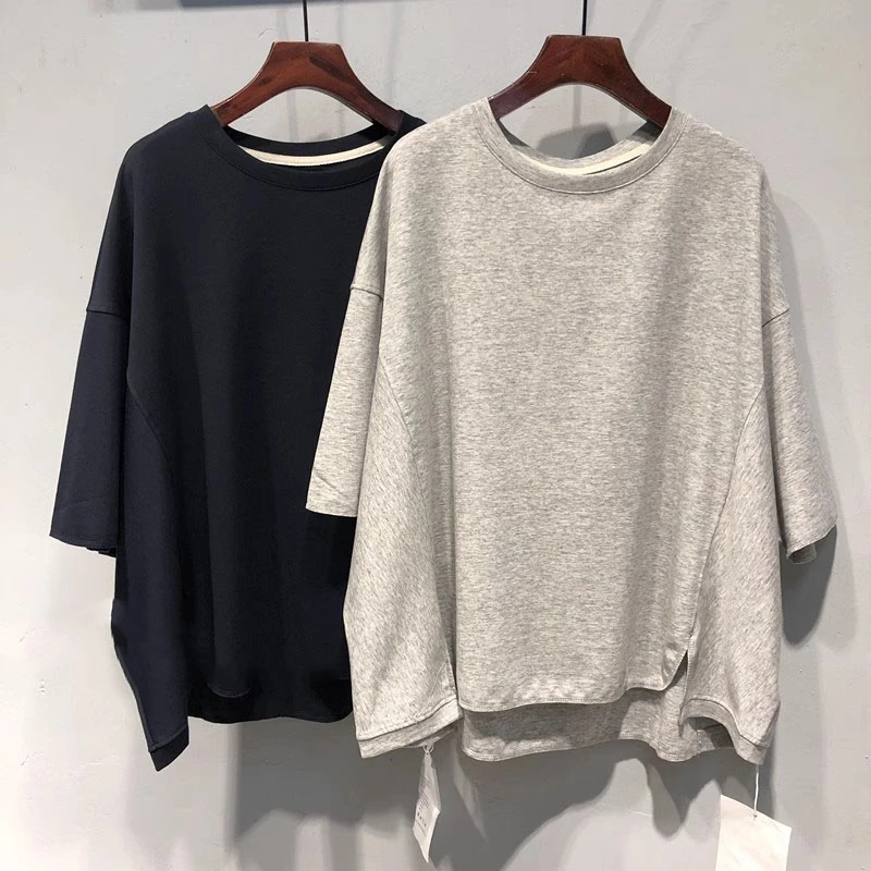 胖妹妹240斤大码纯色宽松慵懒风前短后长蝙蝠袖T恤上衣女2025夏装