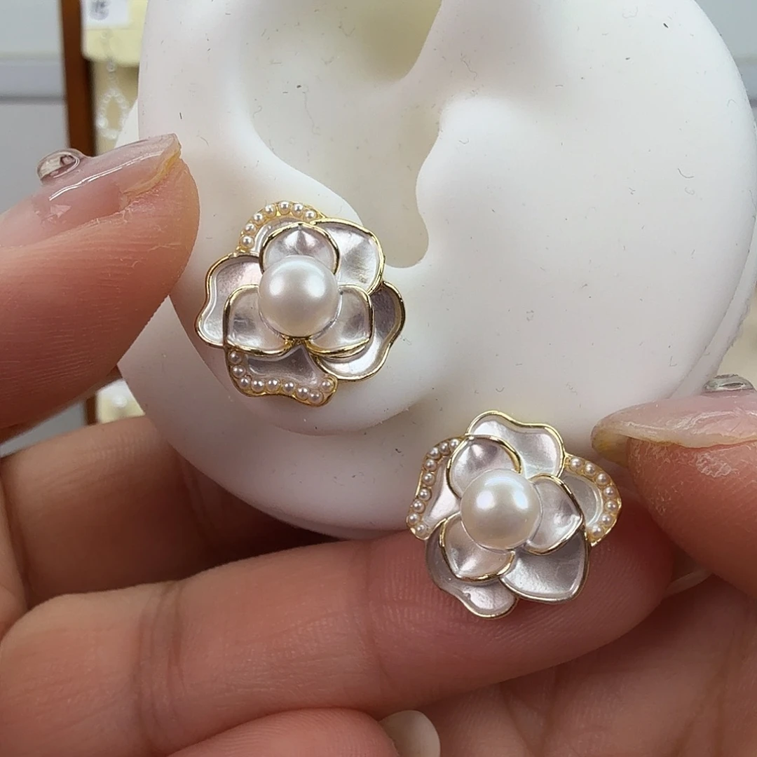 淡水珍珠耳饰未镶嵌