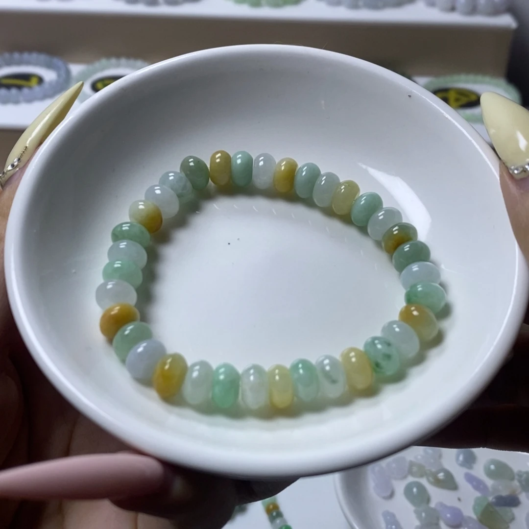 翡翠未镶嵌手链鼓珠卡8.1