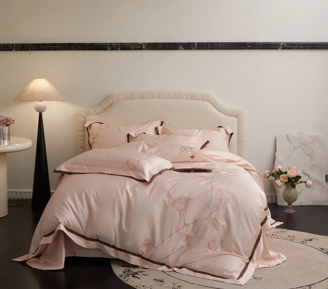 全棉纯棉长绒棉工艺款刺绣织带拼角绣花轻奢高端四件套简约解花意