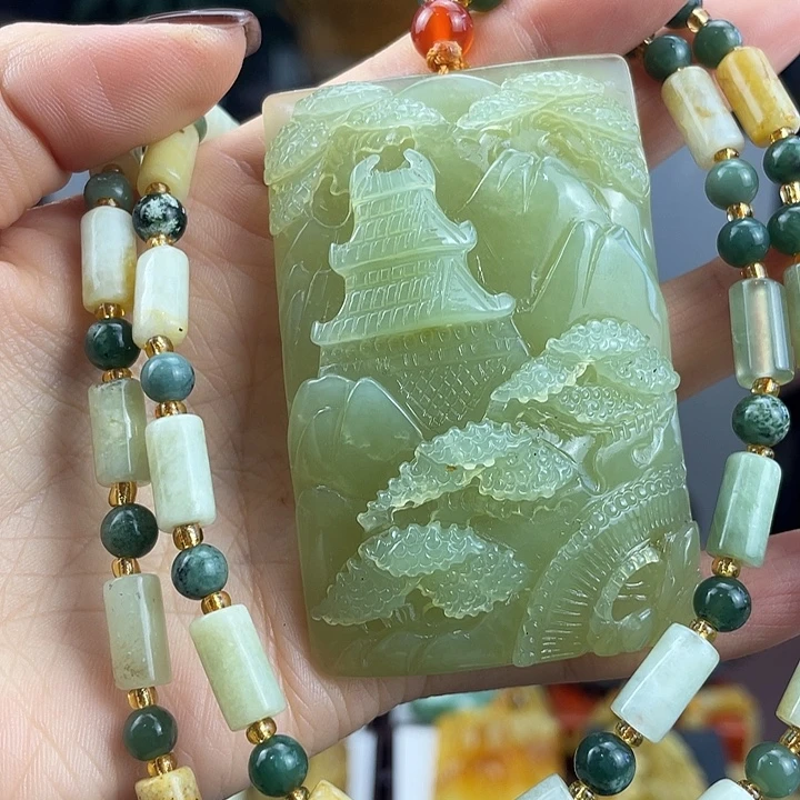 蛇纹石玉未镶嵌颈饰