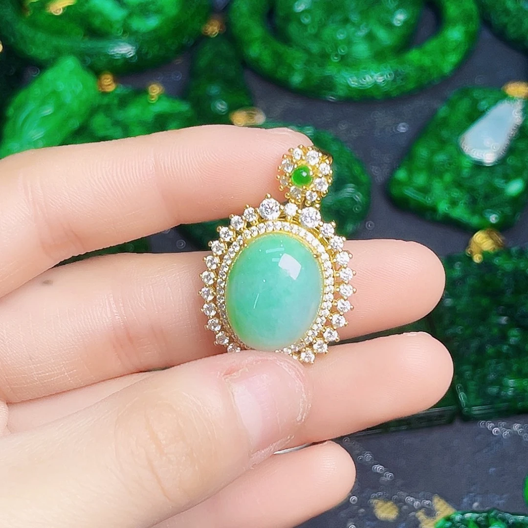 颈饰银S925镶嵌翡翠多样性