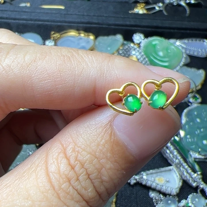 翡翠18K金镶嵌耳饰