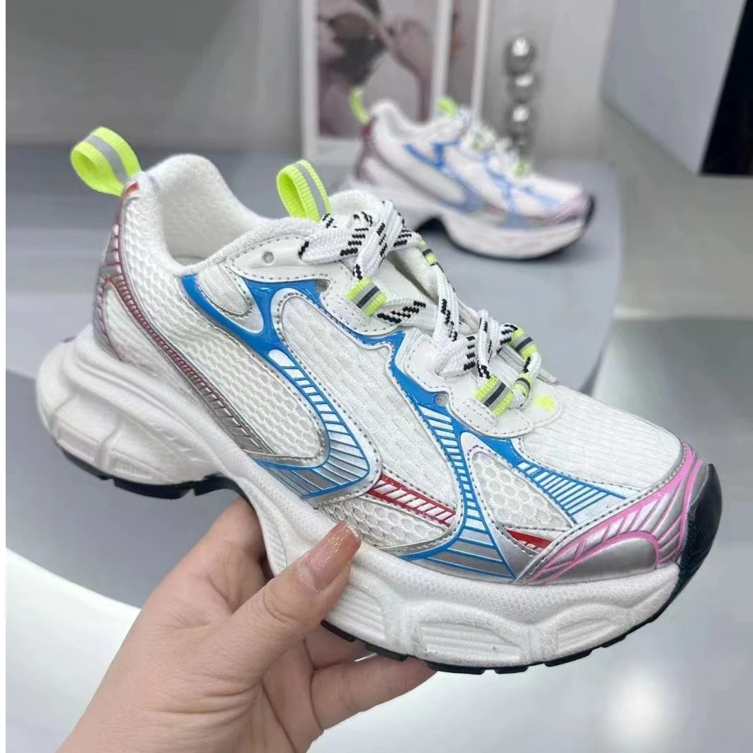 1602运动跑步透气网面时尚百搭老爹鞋