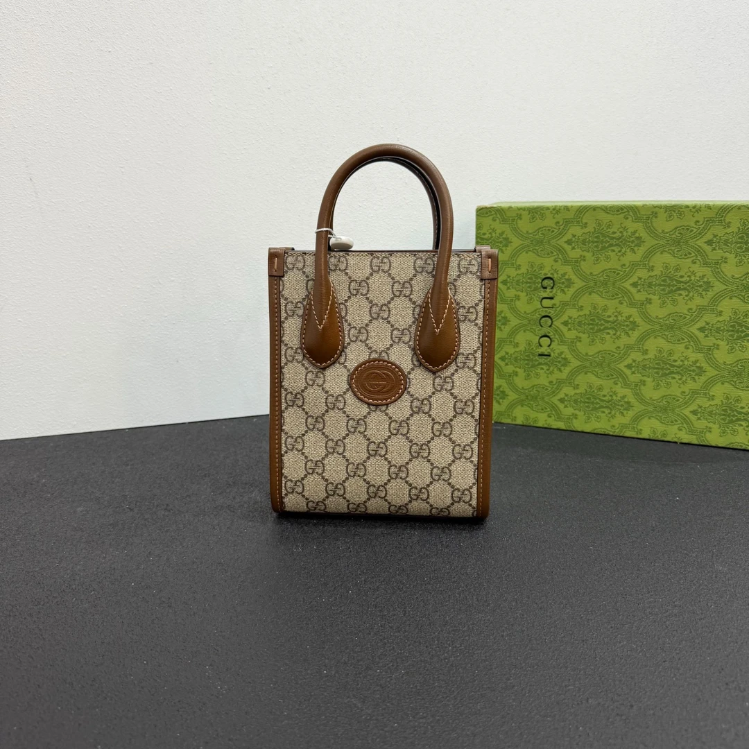 未使用 GUCCI/古驰 壹所奢品/古驰Retro迷你托特包琴谱包/闲置*