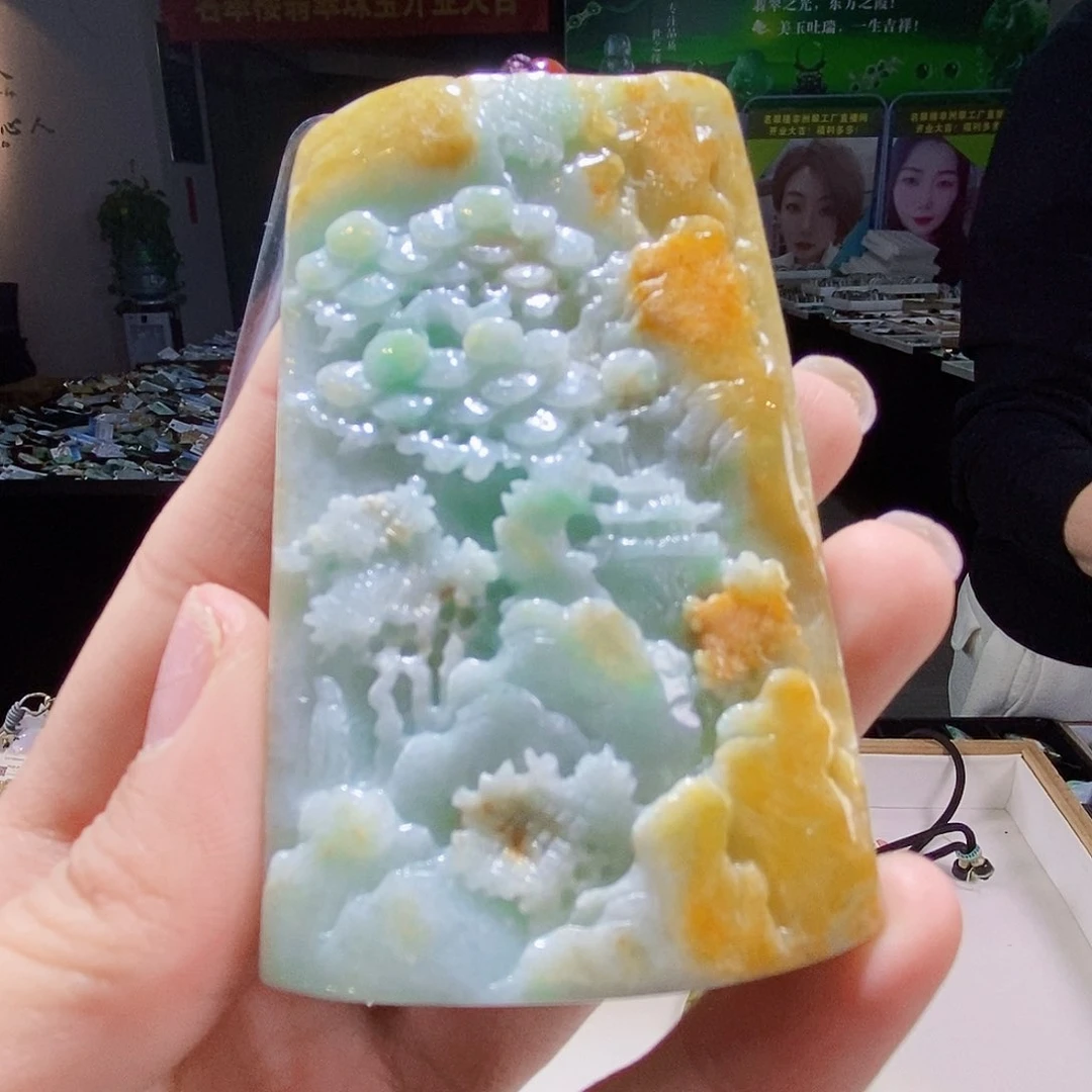 颈饰未镶嵌翡翠翡翠