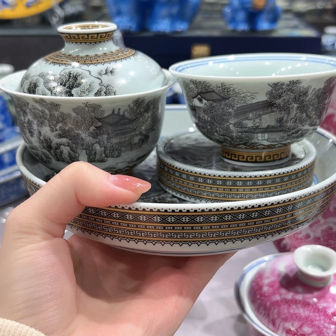 瓷片景德镇瓷器精品陈列