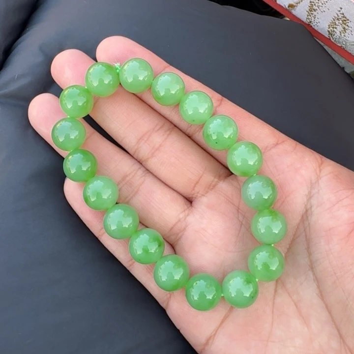 和田玉未镶嵌手串