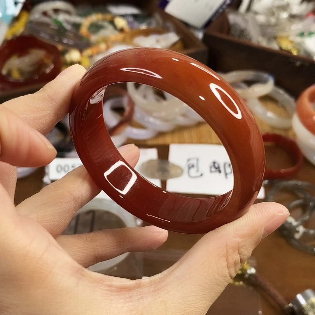 玛瑙/玉髓未镶嵌手镯0058。60圈