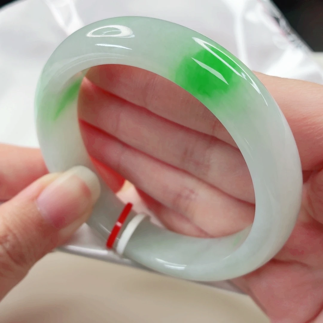 翡翠未镶嵌手镯56.9圈x410