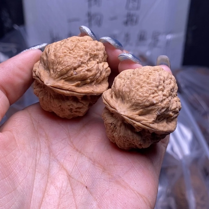 把件文玩核桃云南野生铁核桃98号37mm