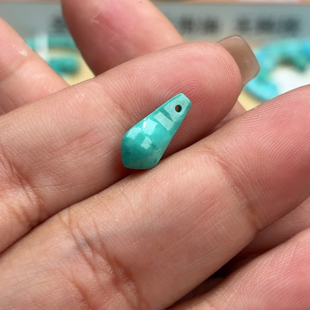 绿松石未镶嵌珠宝奇石特价福利