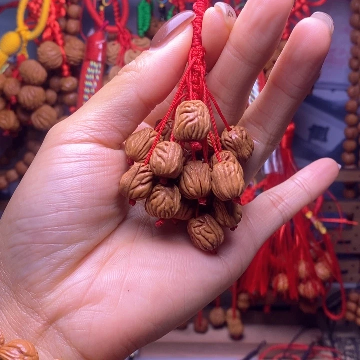 吊坠桃核龙纹桃枭